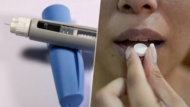 Imagen de una persona tomando una pastilla de Wegovy