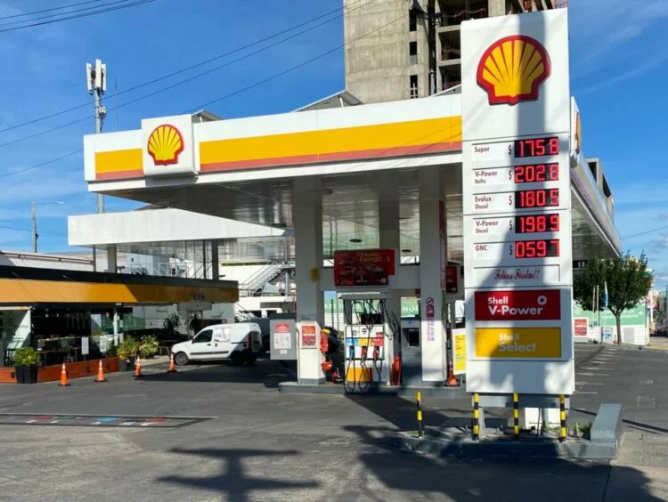 Estación de servicio en Córdoba con precios de combustibles