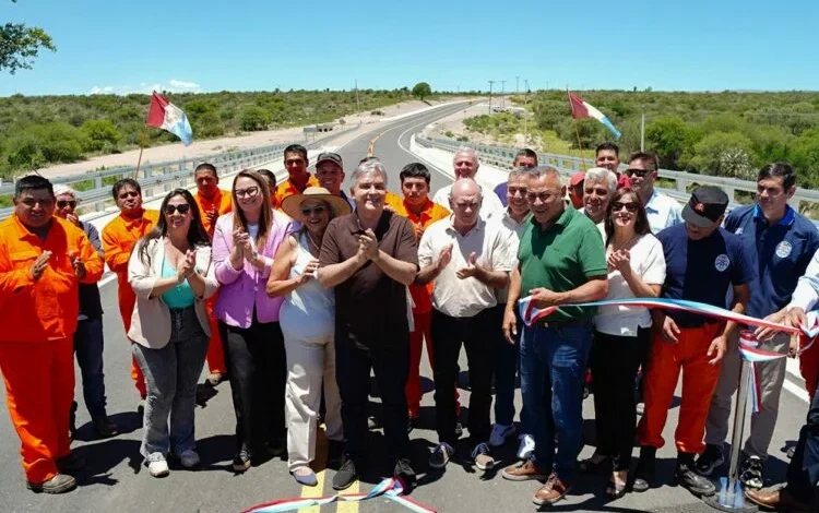 Inauguración del tramo pavimentado de la Ruta 28 a Los Gigantes