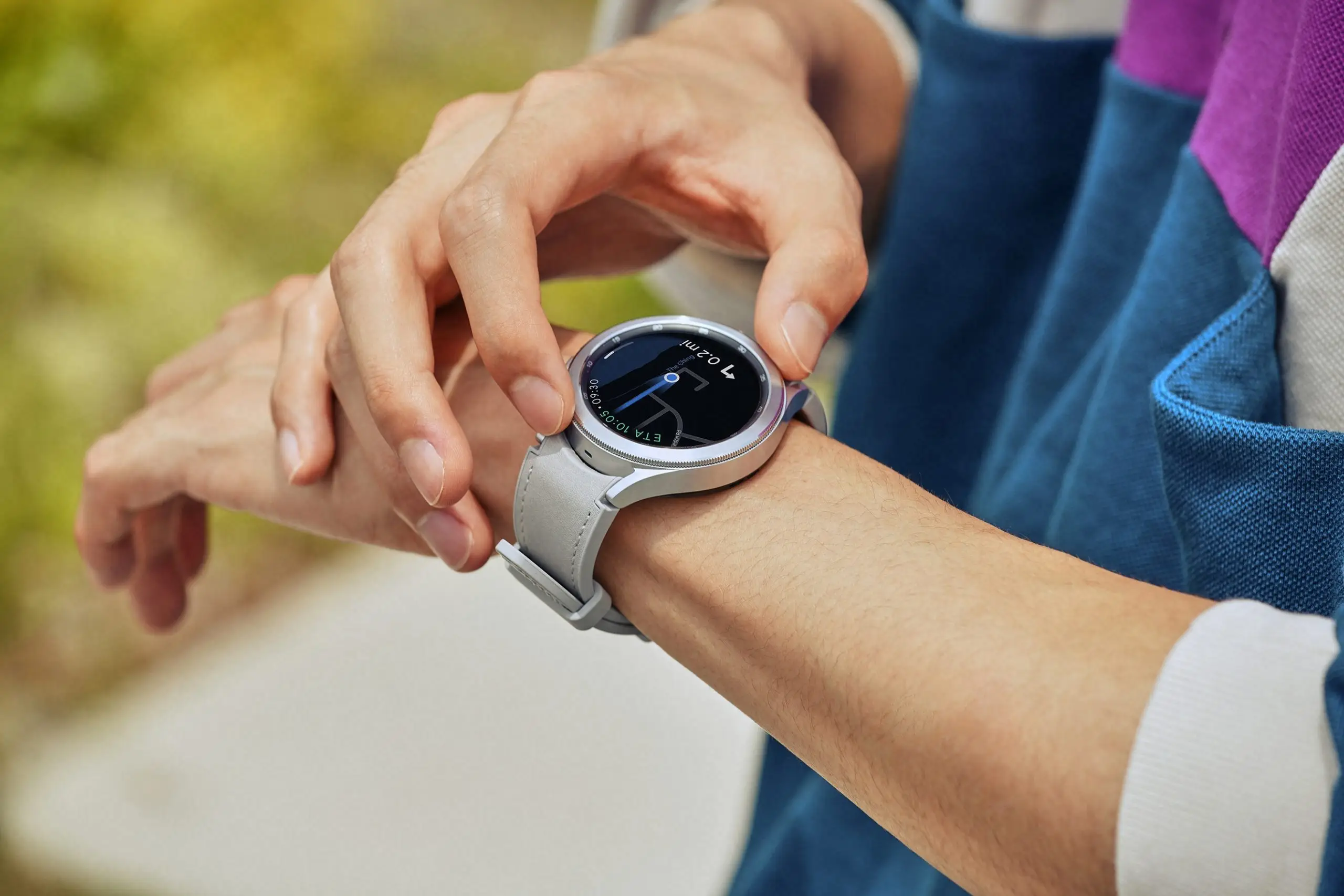 Imagen del Galaxy Watch 4 con la pantalla siempre encendida
