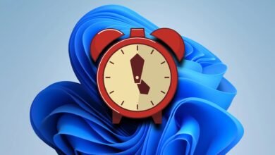 Imagen de una persona jugando en una PC con Windows 11