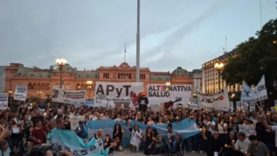 Persona con discapacidad en una manifestación pidiendo derechos