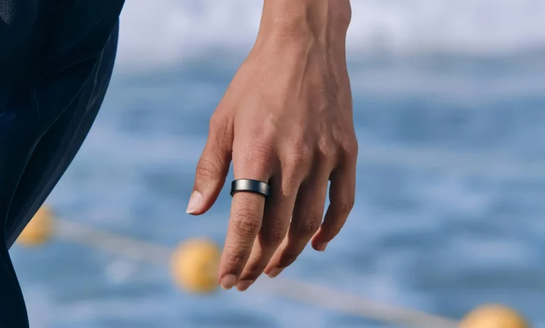 Gafas de realidad aumentada con un anillo inteligente