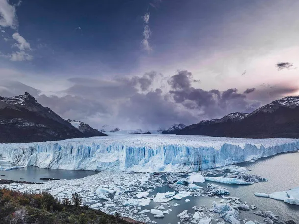 Imagen de un glaciar en la cordillera de los Andes