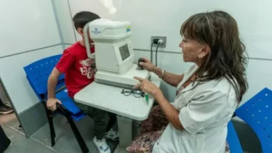 Imagen de un operativo oftalmológico gratuito en un espacio municipal de Córdoba