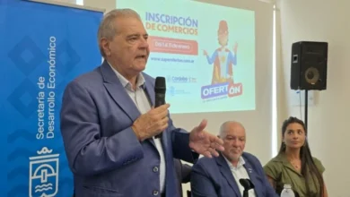 Imagen del ministro Sergio Busso en la presentación del SuperOfertón en Río Cuarto