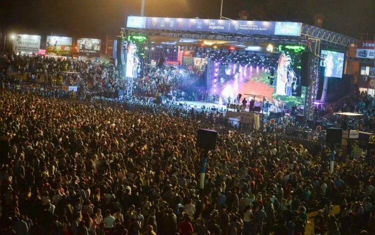 Imagen de la tormenta en Jesús María durante el Festival de Doma y Folklore
