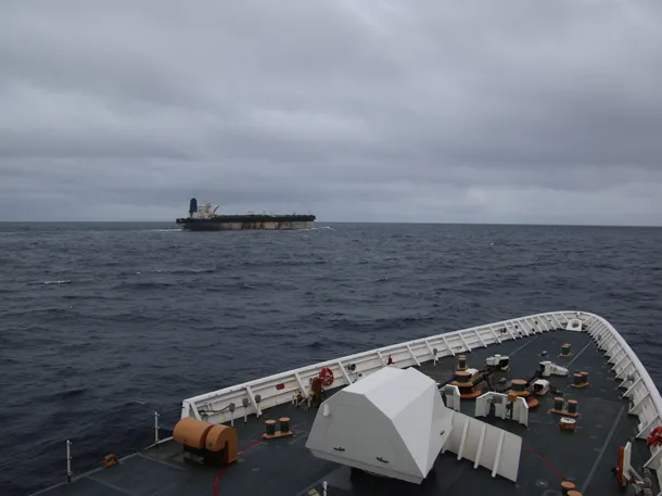 Petrolero ruso-iraní secuestrado en el Atlántico Norte