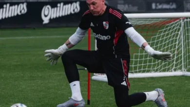 Franco Armani en acción durante un partido de River