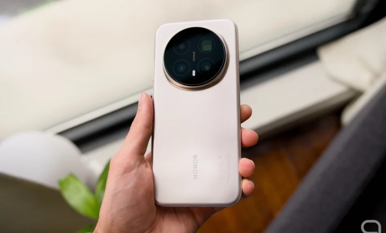Imagen del Honor Magic 8 Pro, mostrando su diseño elegante y cámara destacada
