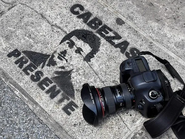 Fotografía de José Luis Cabezas, un periodista asesinado en Argentina