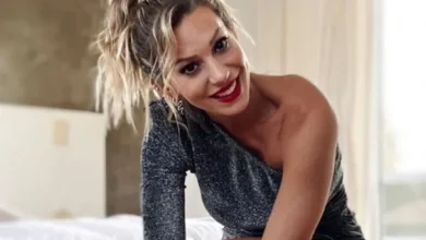Noelia Marzol en la pileta con su familia