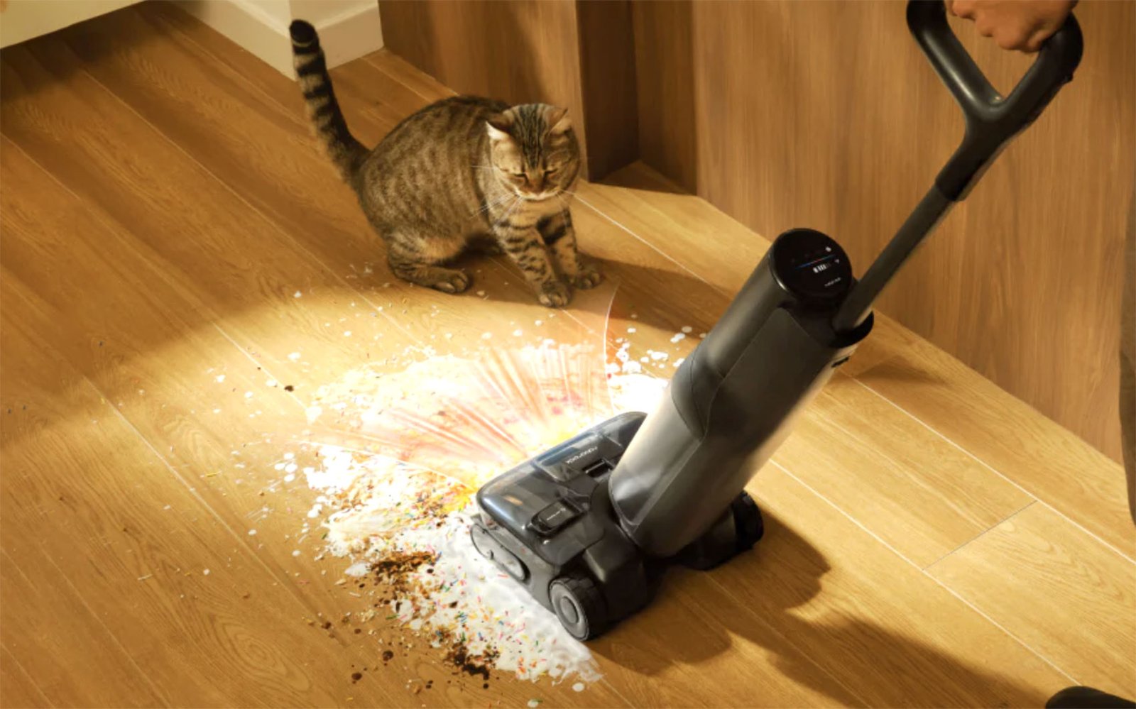 Aspiradora Roborock F25 ACE Pro en acción