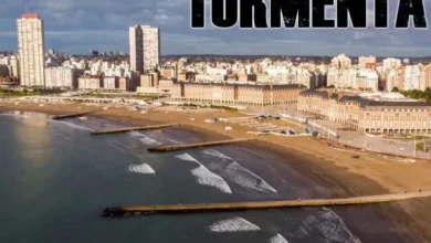 Imagen de tormenta negra en Mar del Plata