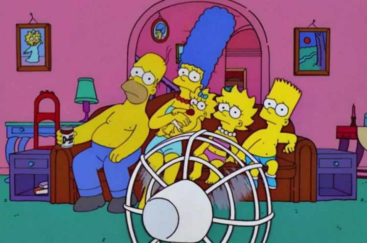 Imagen de un termómetro con temperatura alta y un sol brillante en el cielo