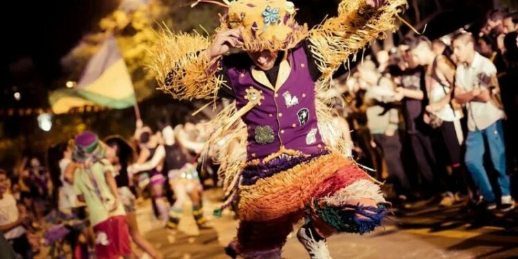 Imagen de una murga en el Carnaval del Suquía