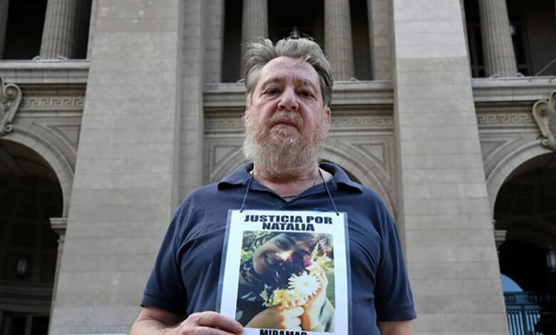 Foto de Natalia Melmann con su familia y amigos