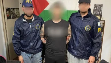Imagen de un militante Antifa detenido