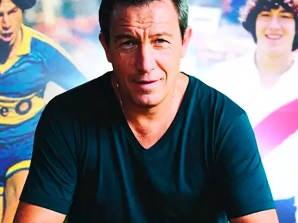 Imagen de Carlos 'El Chino' Tapia en acción durante su carrera