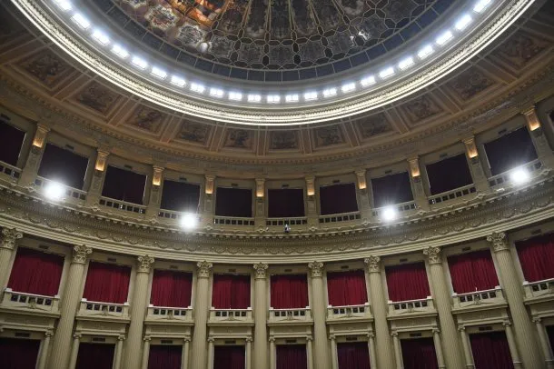 Imágenes de la sesión de Diputados durante el debate de la Reforma Laboral