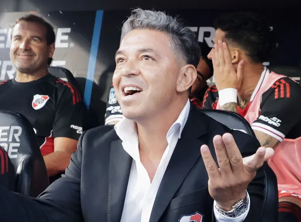 Marcelo Gallardo en una conferencia de prensa