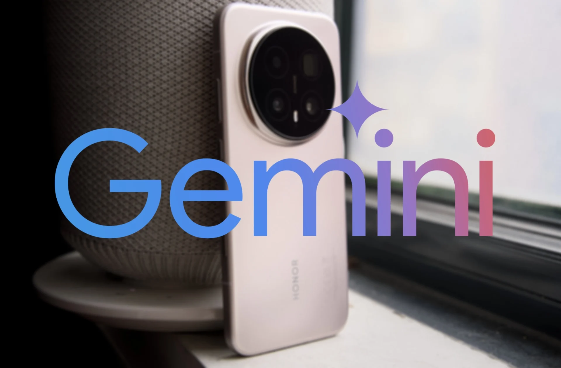 Gemini, la IA de Google, en pantalla dividida leyendo el contenido de otra app