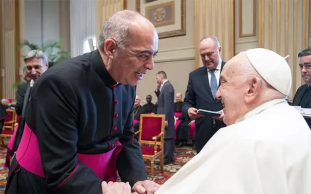 El Papa Francisco y monseñor Guillermo Karcher
