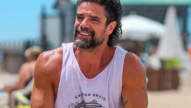Foto de Luciano Castro en un evento público