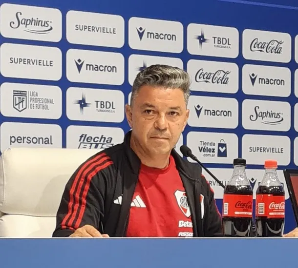Marcelo Gallardo en una conferencia de prensa