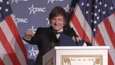 Javier Milei en una reunión oficial