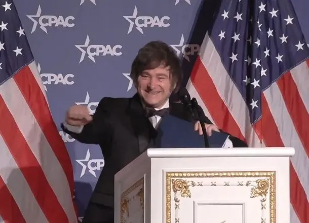 Javier Milei en una reunión oficial