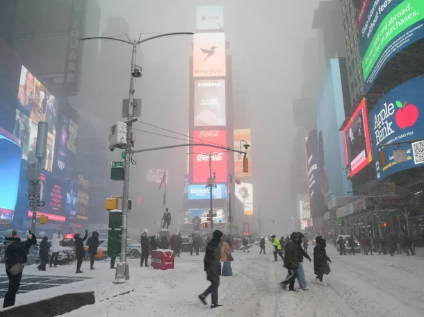 Nueva York bajo la nieve y el frío extremo