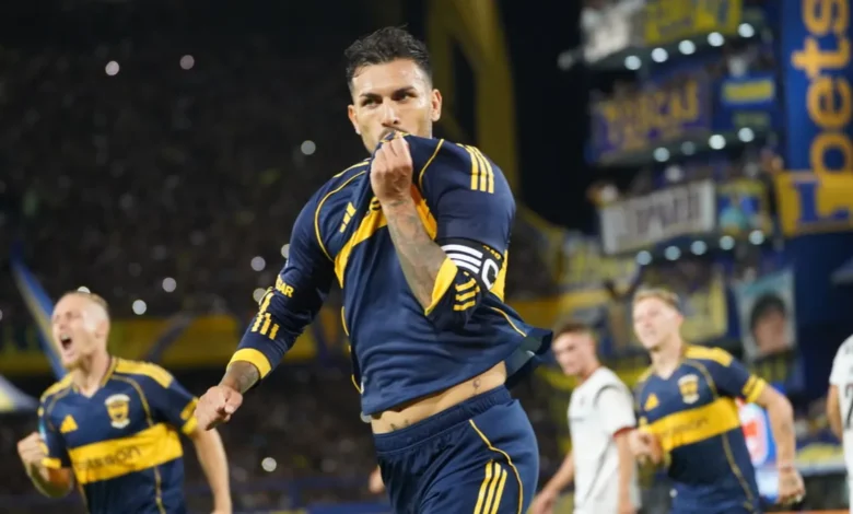 Santiago Ascacíbar en una entrevista con un supuesto tatuaje que se volvió viral