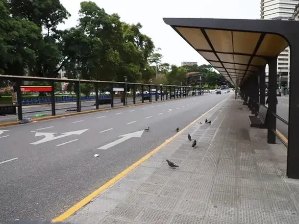 Imagen de calles vacías en la Ciudad de Buenos Aires durante el paro general