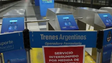 Imagen de un tren parado en una estación