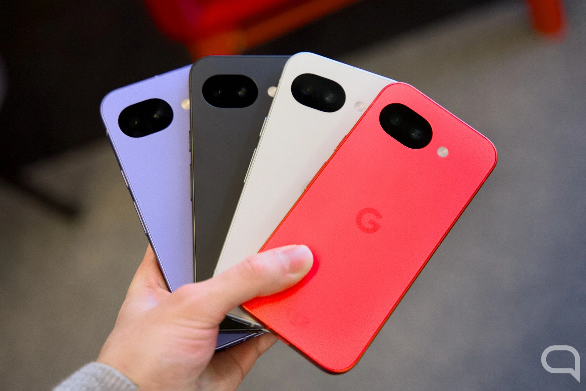 Imagen del Google Pixel 10a con su cámara plana