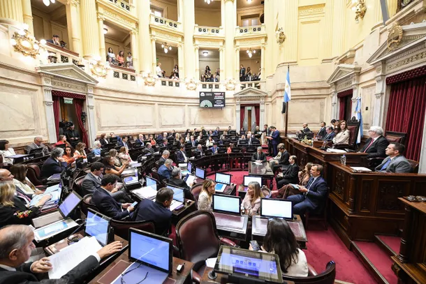 Imagen de una sesión en el Senado durante la discusión de la Reforma Laboral