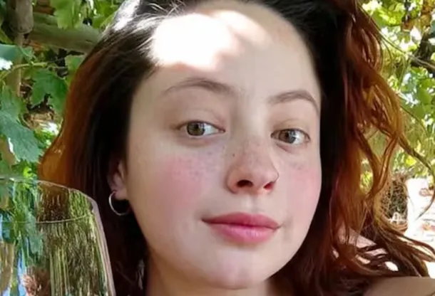 Imagen de Sofía Devries, la joven turista que desapareció buceando en Chubut