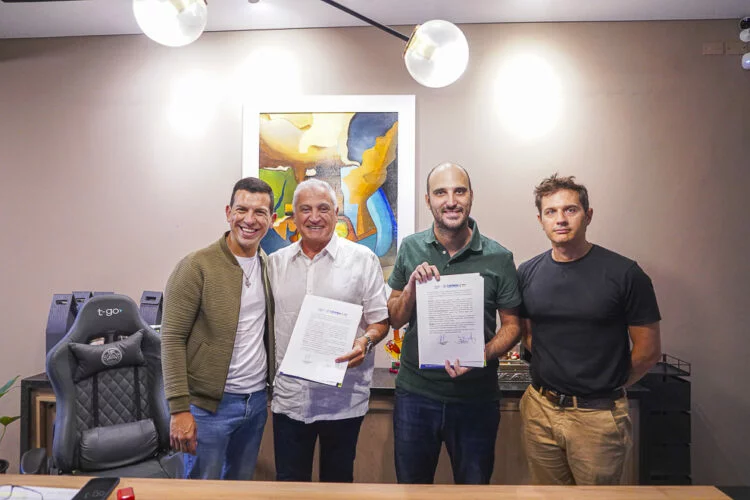 Imágenes de eventos culturales en Córdoba con la presencia de Córdoba Joven y Quality