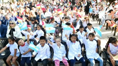 Estudiantes y docentes en el inicio del ciclo lectivo en Córdoba