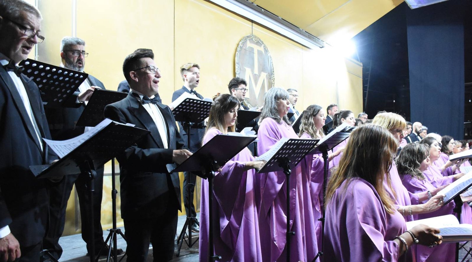 Imágenes de la convocatoria para el Coro Polifónico Delfino Quirici