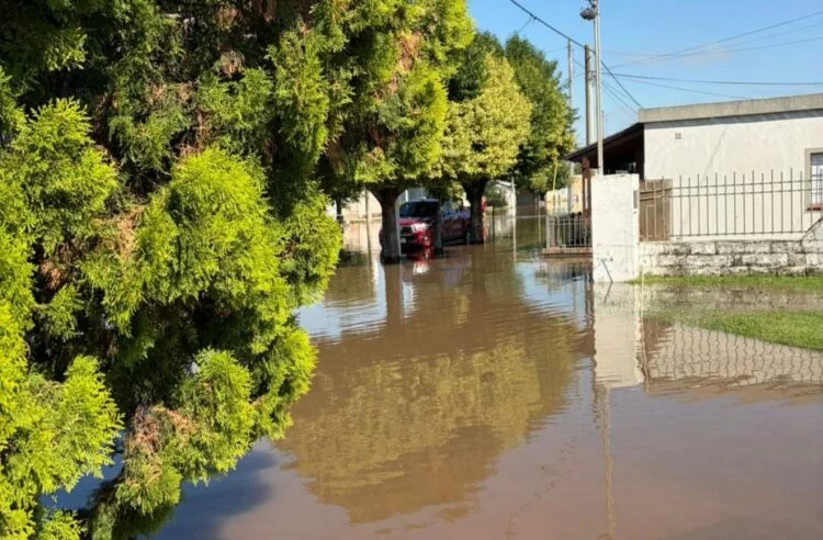 La provincia de Córdoba asiste a San Justo tras las intensas lluvias