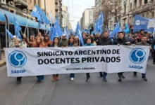 Imagen de docentes privados en movilización