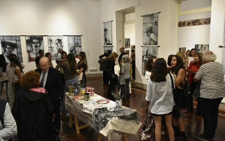 Imagen de la inauguración del ciclo de exposiciones en el Museo de las Mujeres de Córdoba