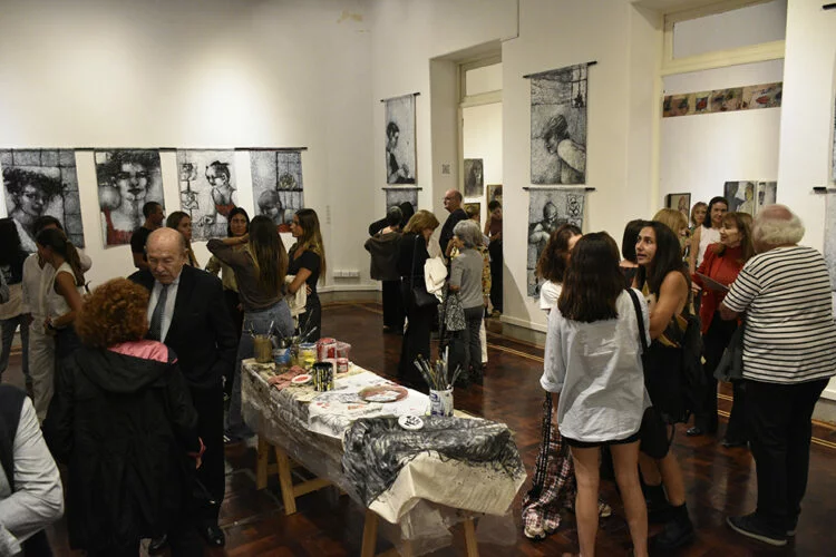 Imagen de la inauguración del ciclo de exposiciones en el Museo de las Mujeres de Córdoba