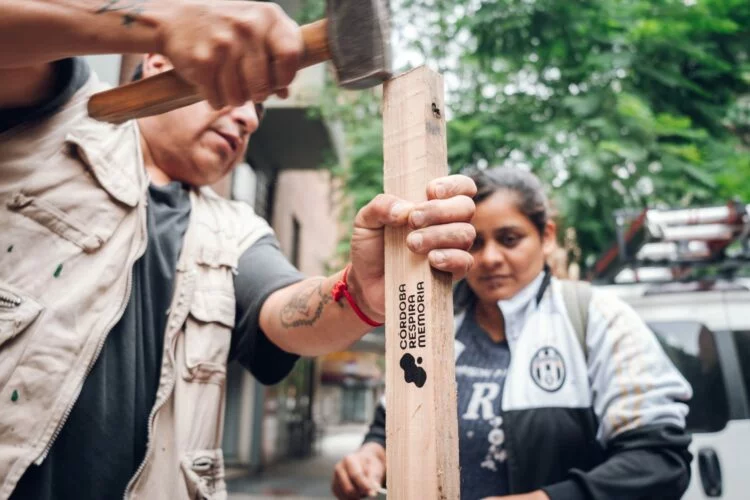 Árboles nativos plantados en Córdoba como homenaje a las víctimas de la dictadura