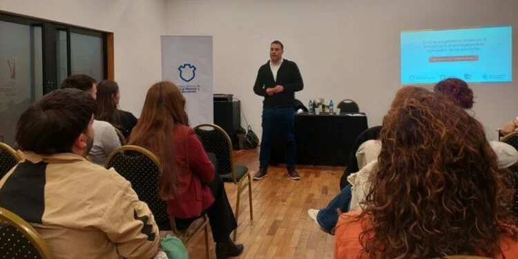 Imagen de un taller de salud mental en un barrio de Córdoba