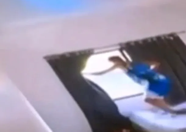 Imagen de un allanamiento policial en Lomas de Zamora