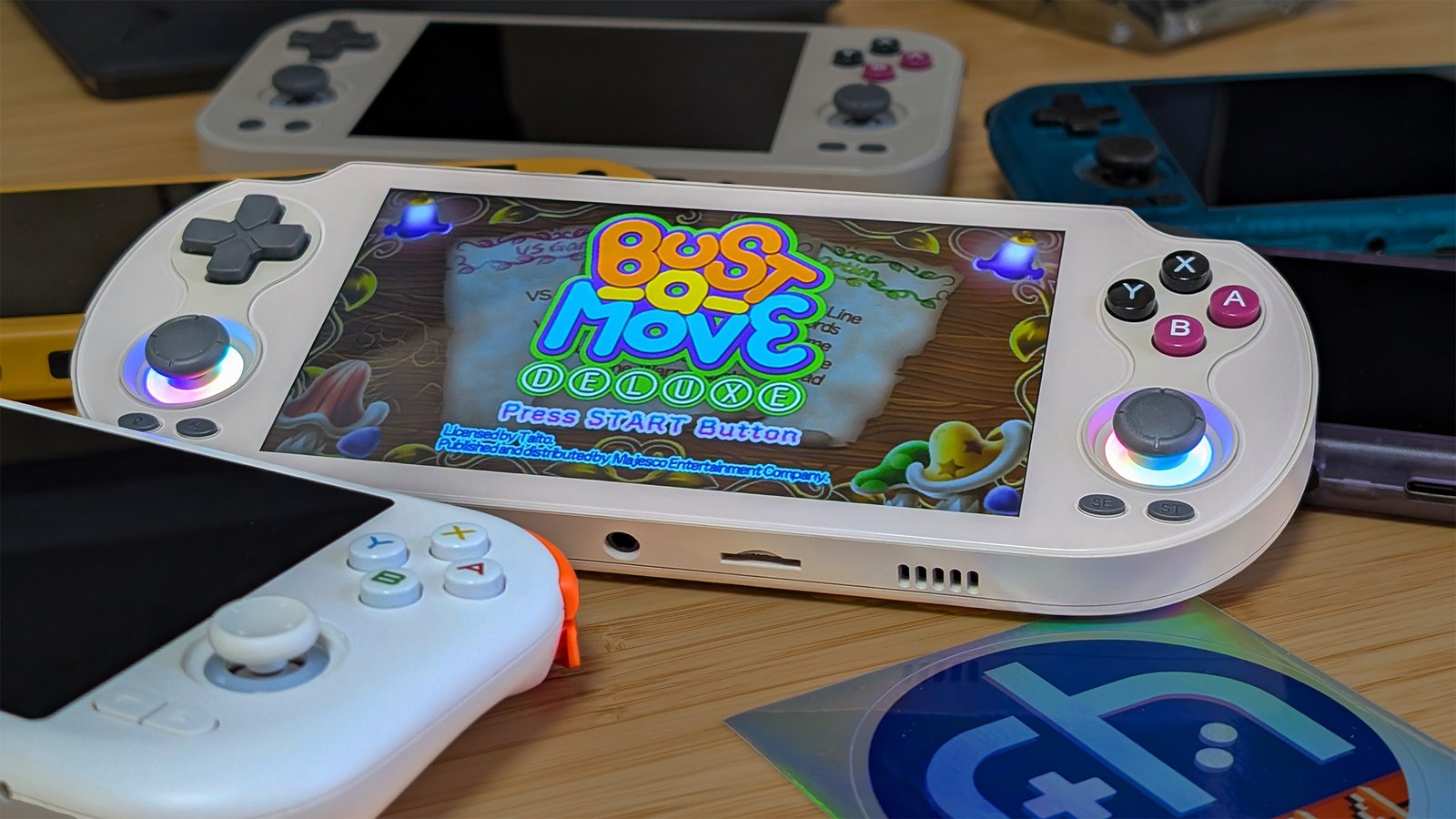 Imagen de la consola retro RG Vita