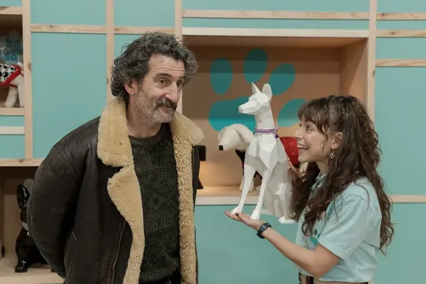 Imagen de la serie Animal con Luis Zahera y Lucía Caraballo